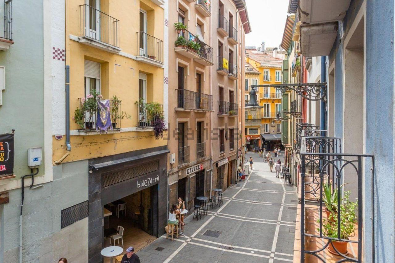 Trampantojo Apartamento En El Corazon De Pamplona公寓 外观 照片